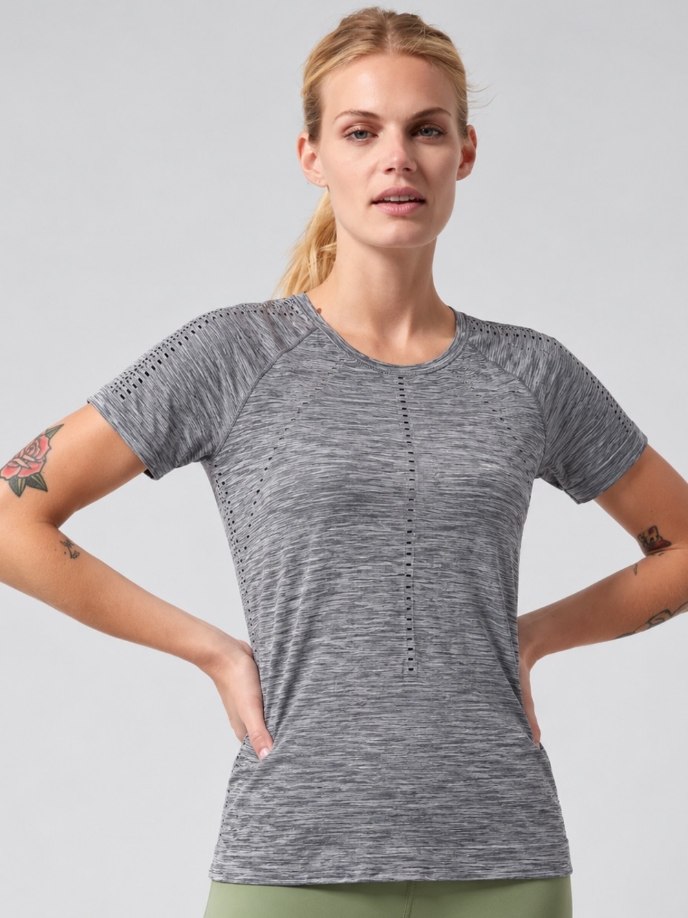 Athleta Foothill Seamless Tee Athletic Shirt Women's Gray Short Sleeve Size XS